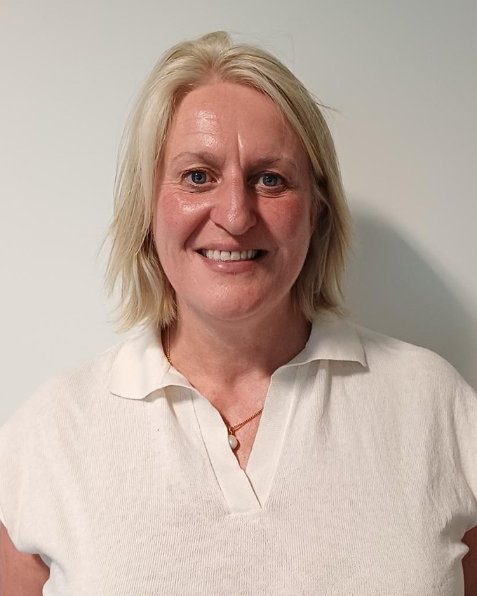 anne-costain